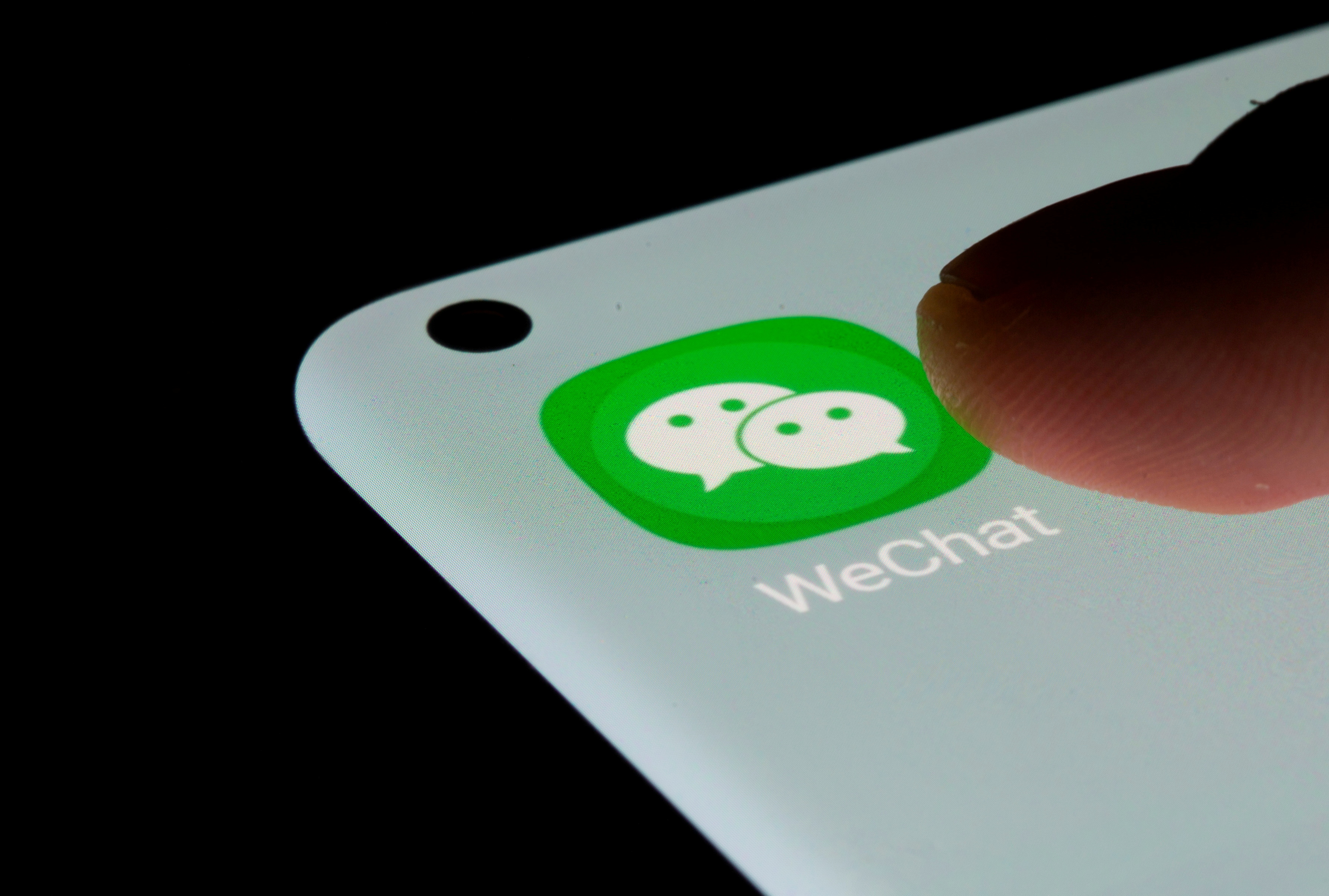 Tencent will inspect WeChat's 'youth mode' after prosecutors initiate lawsuit