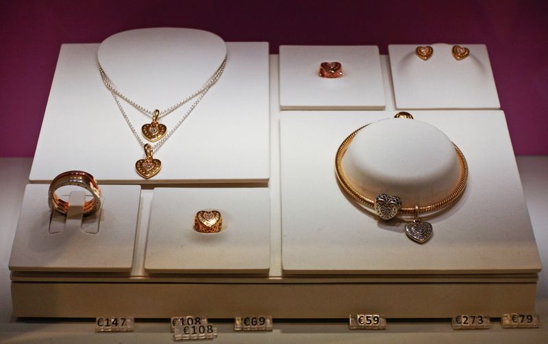 Pandora jewellery sales top pre-pandemic levels as U.S. shoppers splash out