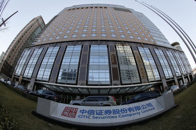 A股异动:证券板块表现活跃,西南证券、广发证券等多只券商股涨停