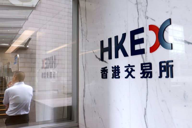 美银证券:上调港交所至“买入”评级 目标价529港元