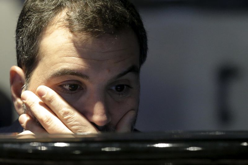 Medical equipment maker Elekta's Q1 profit drops
