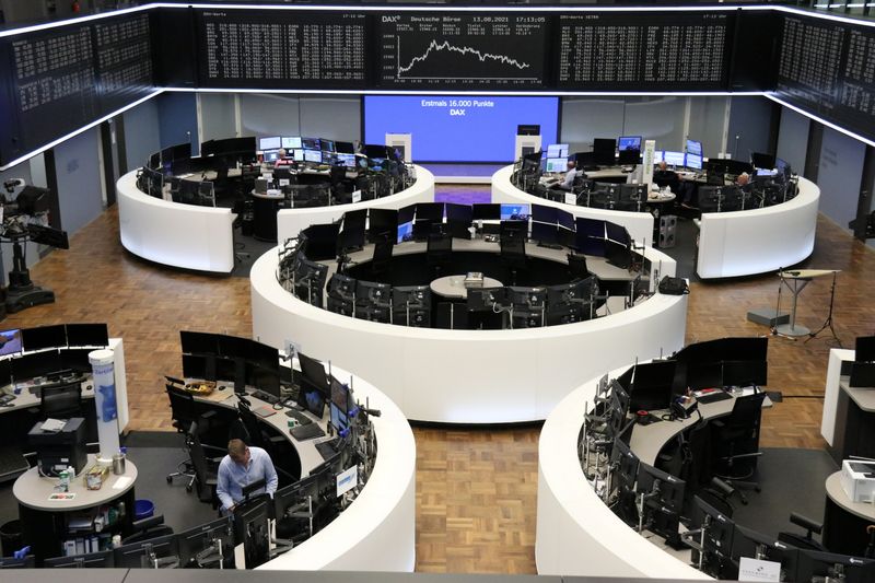 European stocks head lower on virus, policy jitters