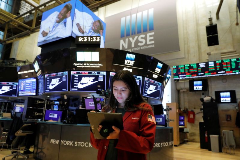 Wall Street ends lower, weighed down by Big Tech