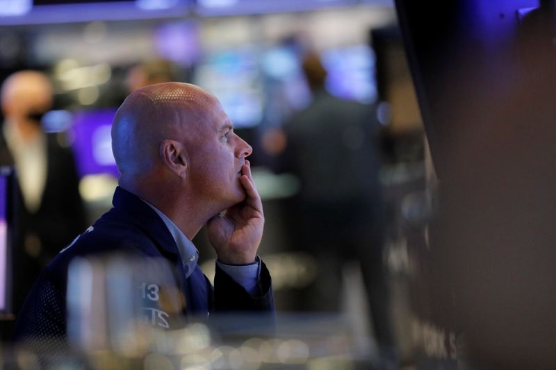 Futures drop ahead of jobless claims data as recovery concerns weigh