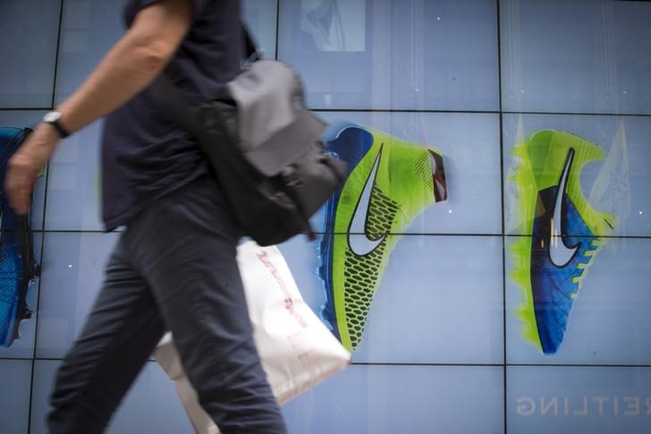 Apple, ViacomCBS Rise Premarket; Nike, Alibaba Fall