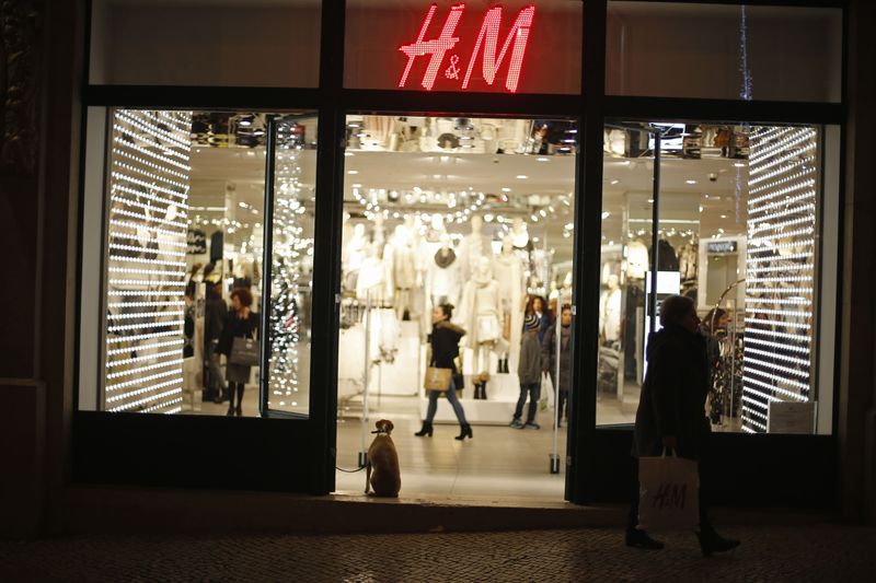 European Stocks Edge Lower; Chinese Data, H&M Sales Weigh