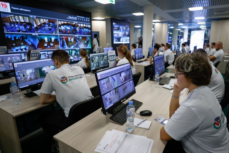 Navalny allies accuse YouTube, Telegram of censorship in Russian election