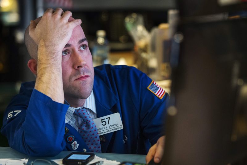 S&P 500 Slumps as Yield Spike Triggers Tech Tantrum