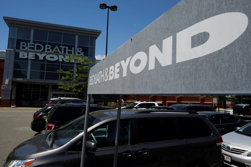 Bed, Bath & Beyond Tanks as Supply Chain, Inflation Force Guidance Cut