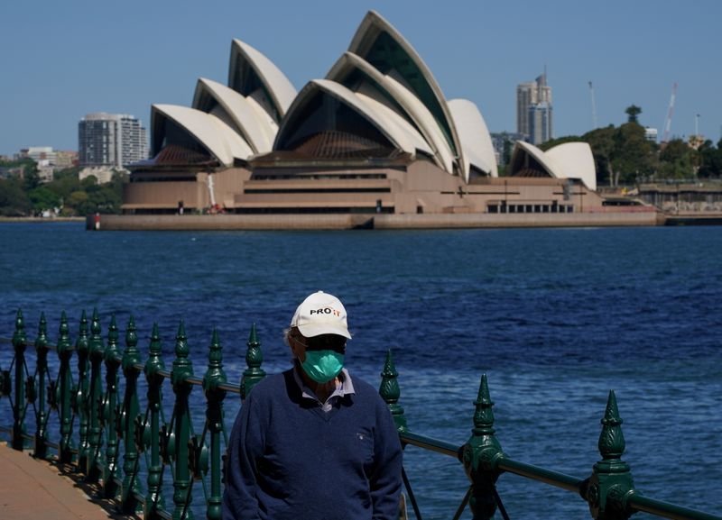 Sydney COVID-19 cases ease further as focus shifts to reviving economy