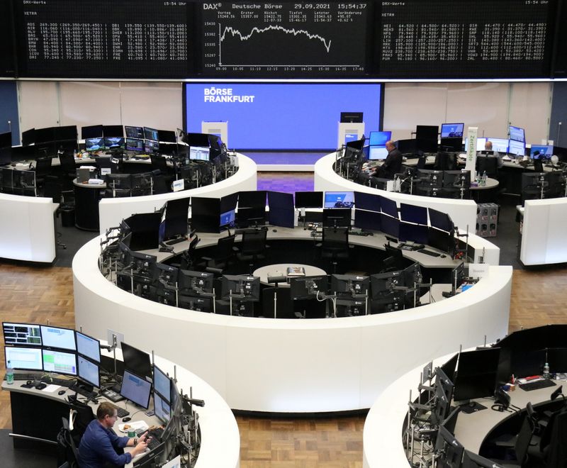 European stocks extend losses, SAP shines after forecast lift