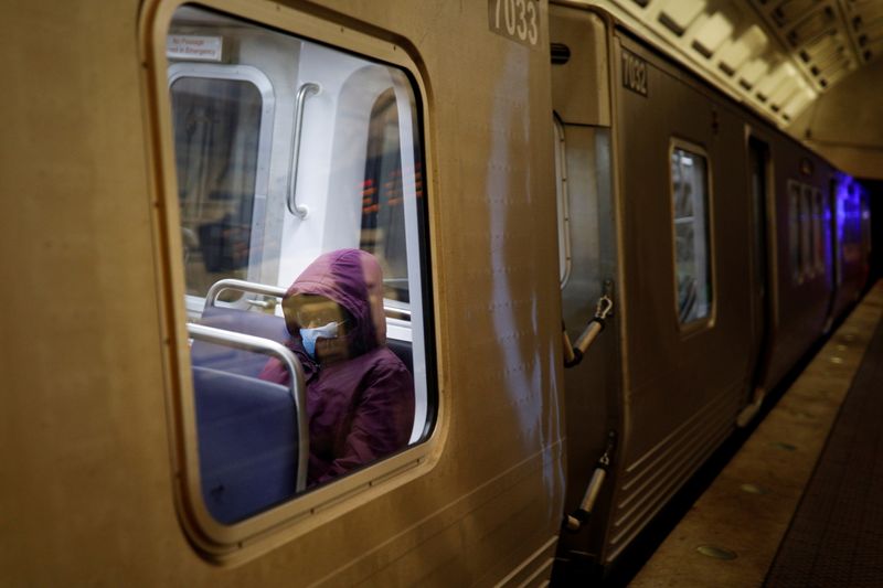 Washington subway system extends reduced service amid safety probe