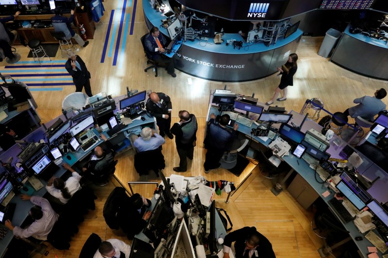 China Covid-19 Outbreak, Facebook Earnings, Oil Squeeze - What's Moving Markets