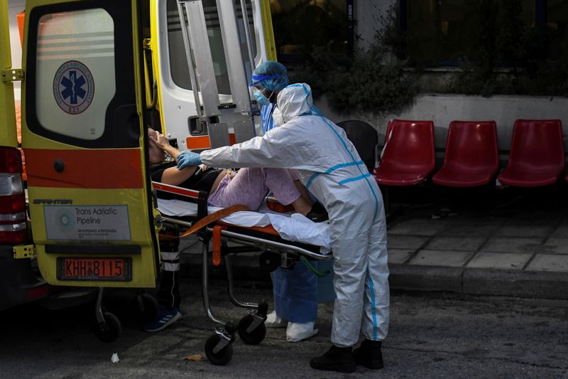 Global COVID-19 cases hit 250 million, eastern Europe infections at record levels