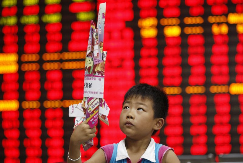 亚盘时段中国成长股“一枝独秀” 高盛、大摩:严格防控措施立功了