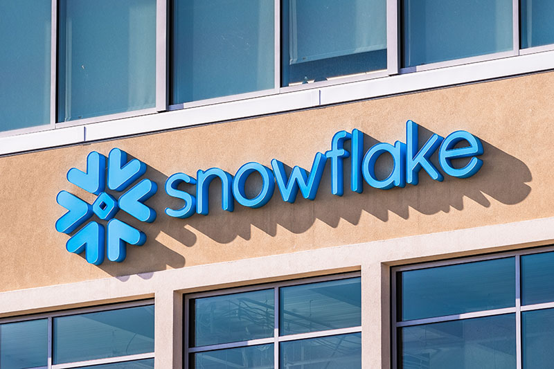美股盘前:Snowflake第三季度业绩强劲,盘前涨近20%