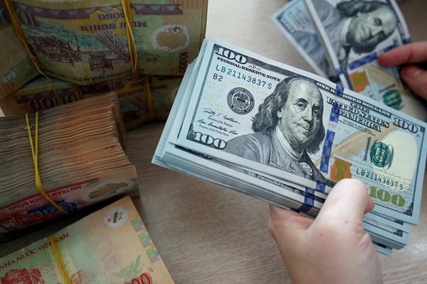 尽管越南股市今年上涨超过30%，但外资投资者正在撤离