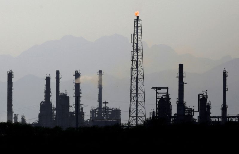 Oil prices slip 1% on bets that crude supply growth will exceed demand