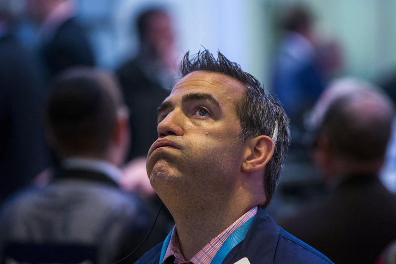 S&P 500 Falls as Tech Wobbles and Fed Kicks Off Meeting