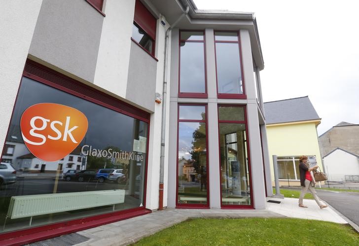 GSK Falls as Omicron Outweighs Appointment of Tesco Turnaround Man Lewis