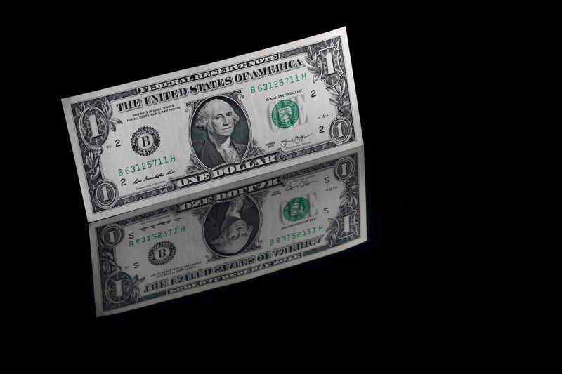 Bullish investors lift risk-sensitive currencies as Omicron fears fade