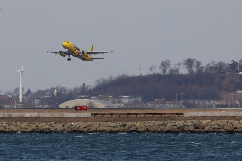 U.S. airlines report only minor impact from 5G deployment