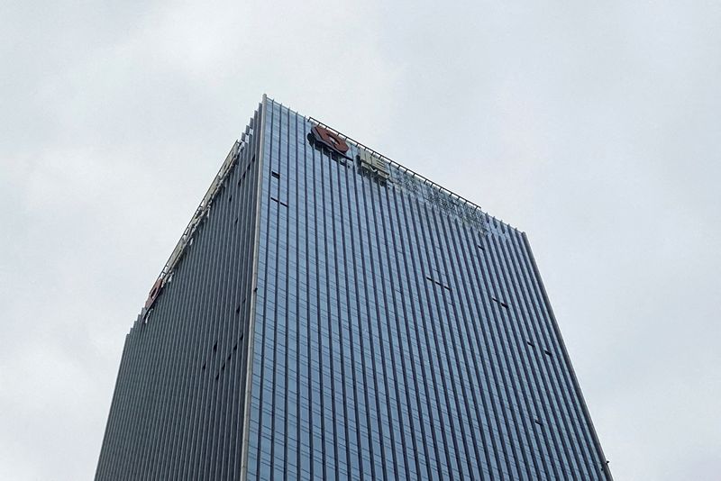 China Evergrande prepares offshore bondholder identification list - letter