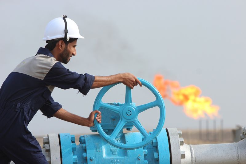 Oil up 3%; New Russia Sanctions Talk Offsets U.S. Gasoline, Distillate Builds