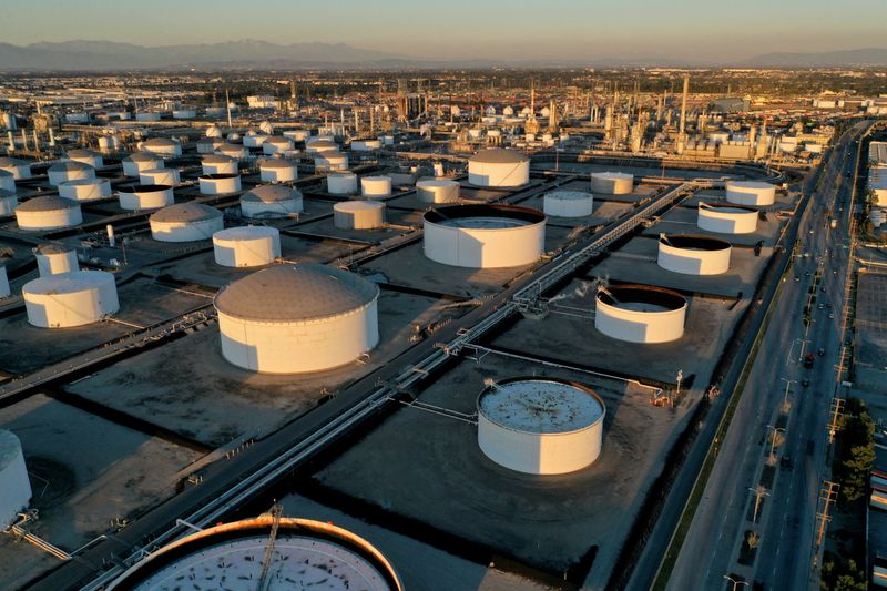 Oil prices dive as U.S. weighs record reserves release