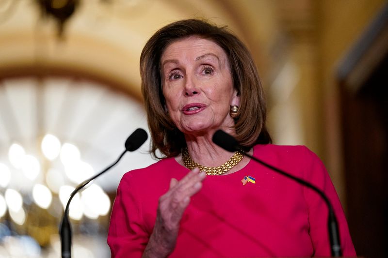 U.S. House Speaker Pelosi is latest U.S. official to test positive for COVID