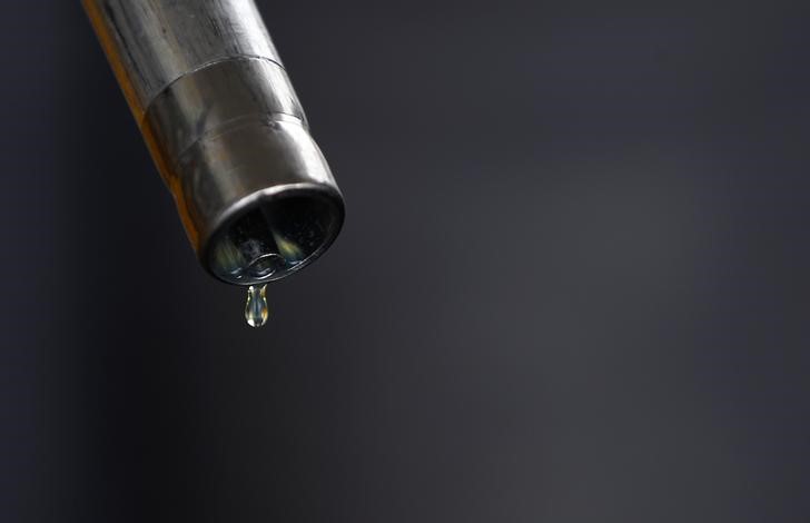 Oil Jumps Again on Surging U.S. Fuel Demand, Russia Saber-Rattling