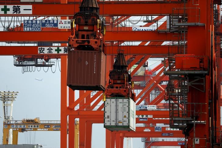 A股异动:物流板块集体下跌,保税科技、中国铁物、天顺股份跌停