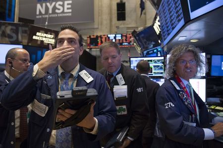 Stock Market Today: Dow Sidesteps Netflix Crash as IBM, Procter & Gamble Climb