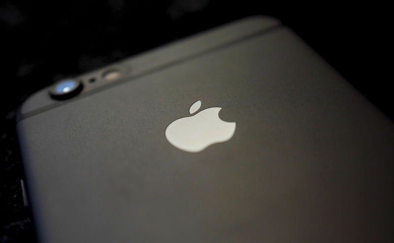 Apple Reports, Amazon Earnings, McDonald's Outlook: 3 Things to Watch