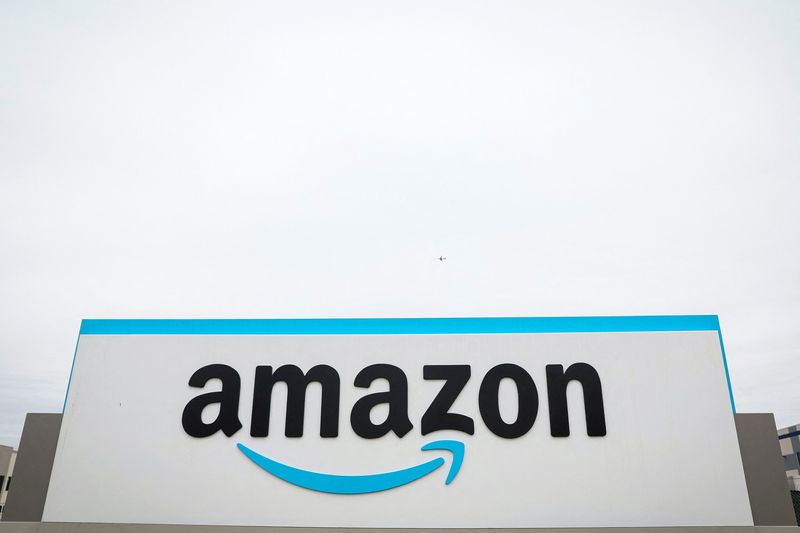 Amazon's net loss prompts query: Has it built too many warehouses?