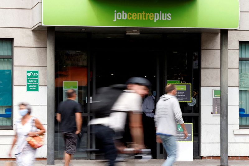 UK unemployment hits 48-year low, pushing up pay