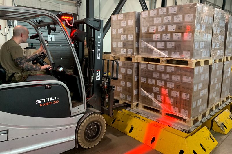 First baby formula shipment arrives in U.S. from Europe