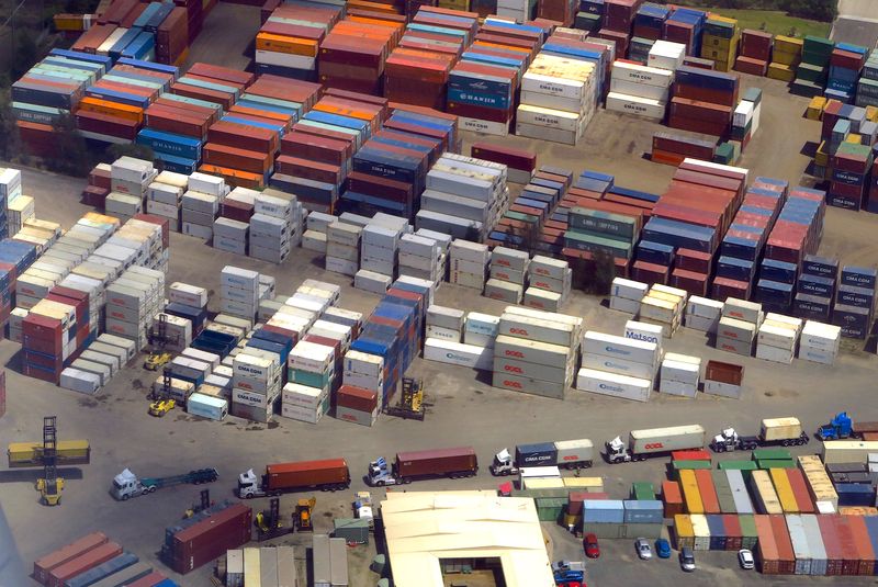 Australia current account surplus shrinks, drags on GDP