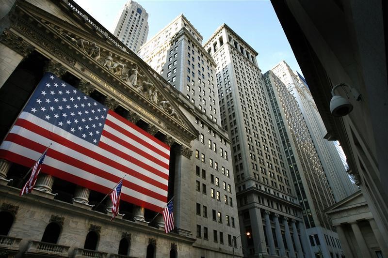 Dow Futures Tick Higher, Salesforce Beats on Earnings
