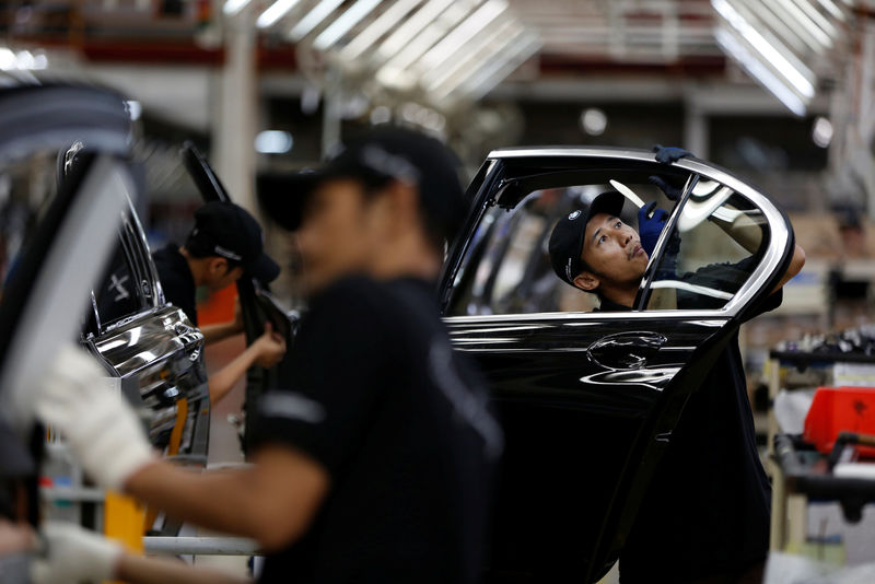 May European Manufacturing Growth Slowest Since Early 2021