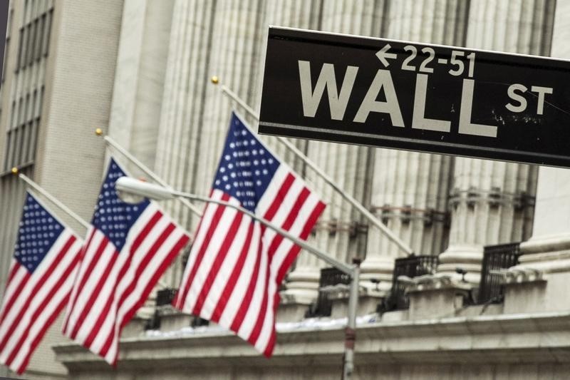 Dow Futures Down 90 Pts; May CPI Report in Focus