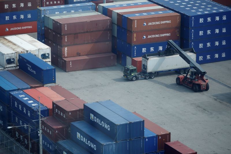 S.Korea June 1-10 exports shrink 12.7%, trade deficit at $6 billion