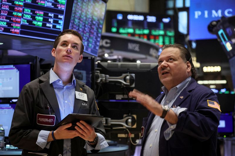 Wall Street plunges as recession fears grow