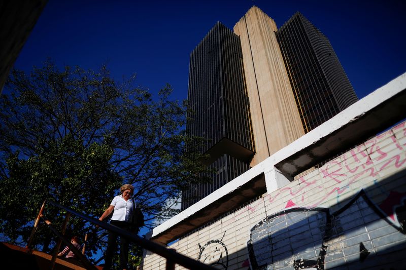 Brazil's central bank should take 'assertive' stance to curb inflation, director says