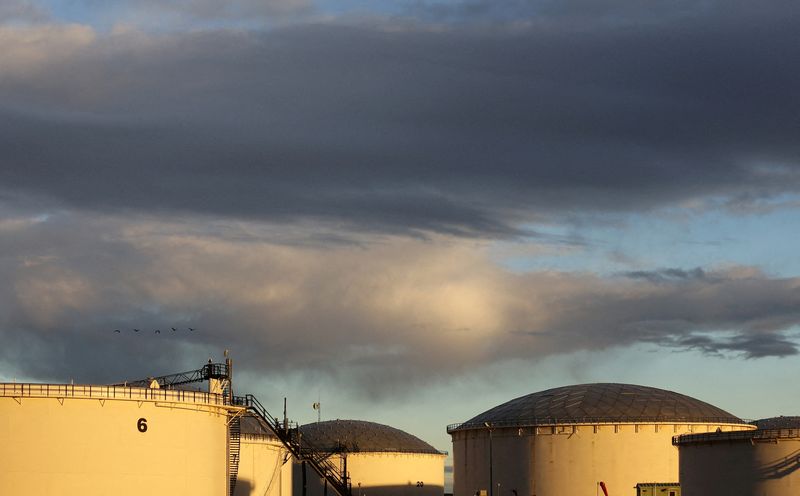 Oil slides more than $1 as G7 debate Iran nuclear deal, Russia