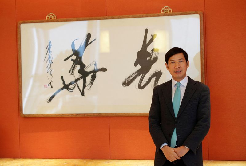 Hong Kong's top finance executives bank on city to thrive as gateway to China