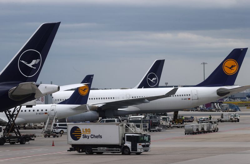 German union calls on Lufthansa ground staff to walk out on Wednesday