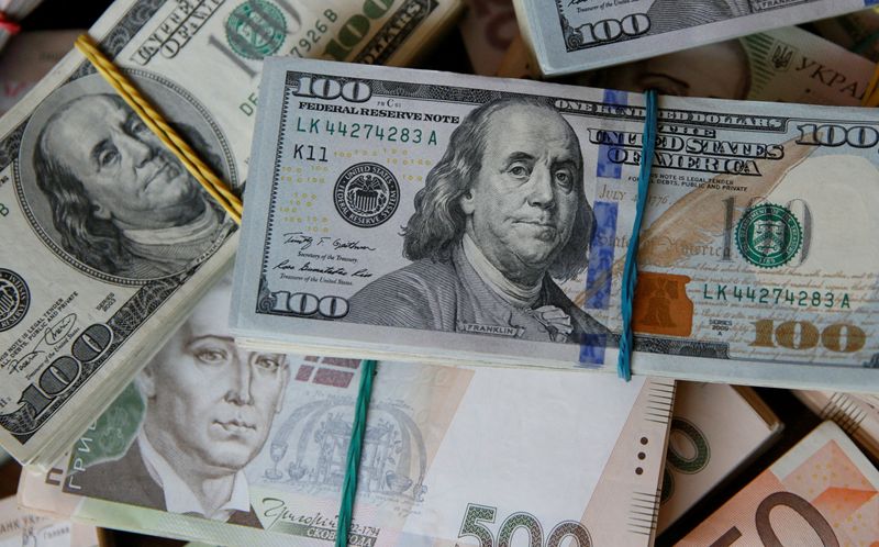 Fed rate-path uncertainty, European gas crunch dominate currency markets