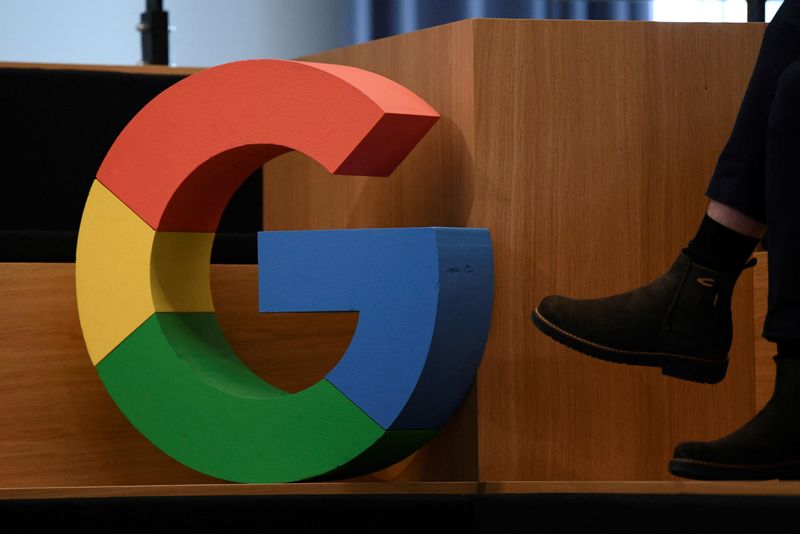 Google search ads beat targets despite global 'uncertainty'