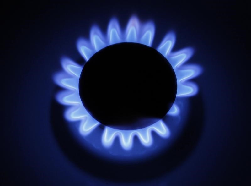 Natural gas jumps 3rd day in row, on signs worst may be over